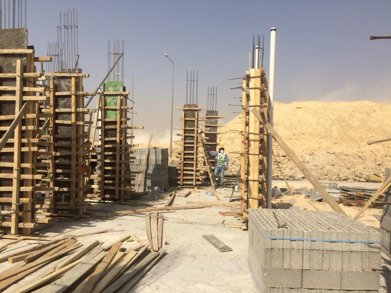 مشروع تمديد شبكات الصرف الصحي - وزارة الحرس الوطني - منطقة خشم العان